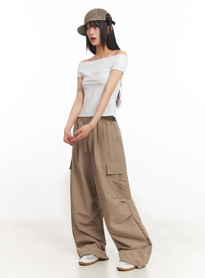 cargo-wide-leg-windbreaker-pants-iy502