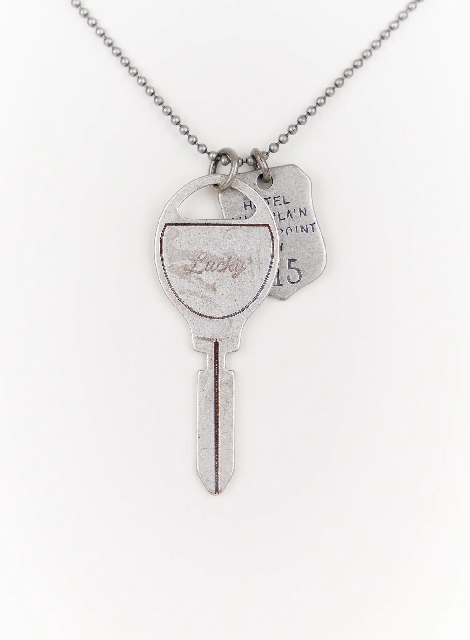 key-charm-necklace-in514 / Silver