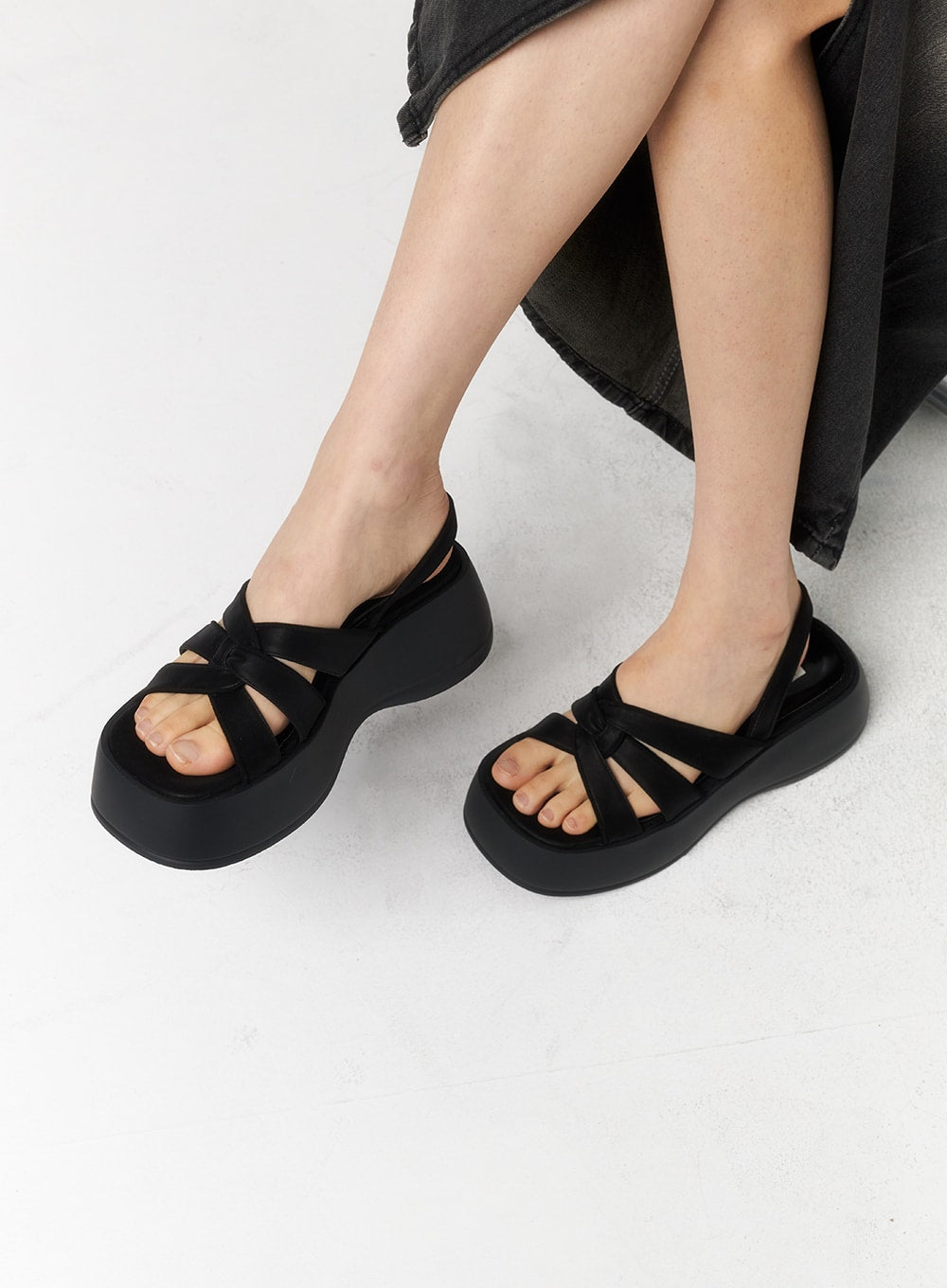 chunky-platform-sandals-cu321