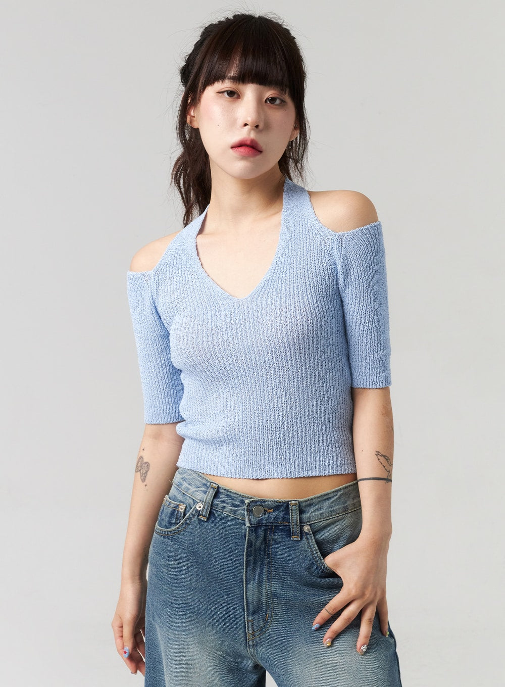 halter-neck-knit-top-cl312