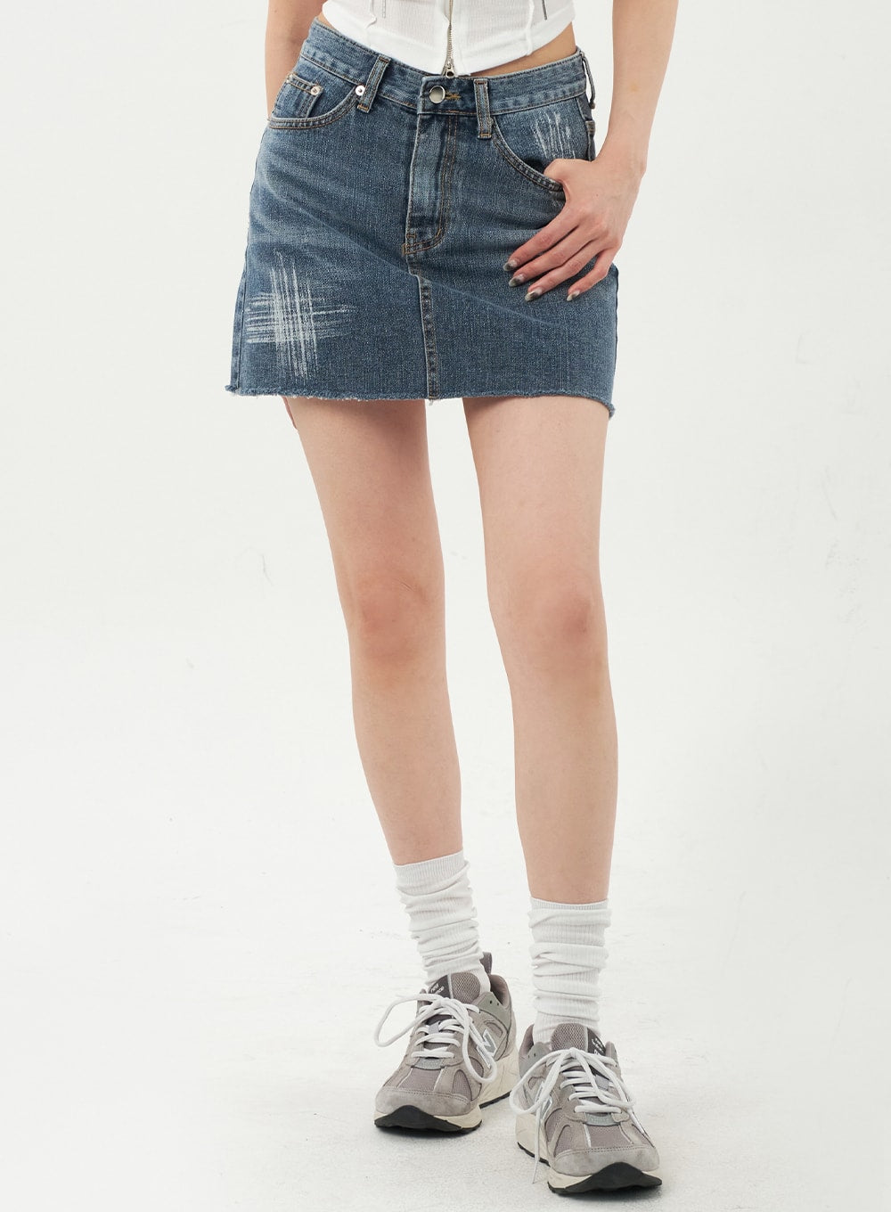 Mid-Wash Denim Mini Skirt CA328