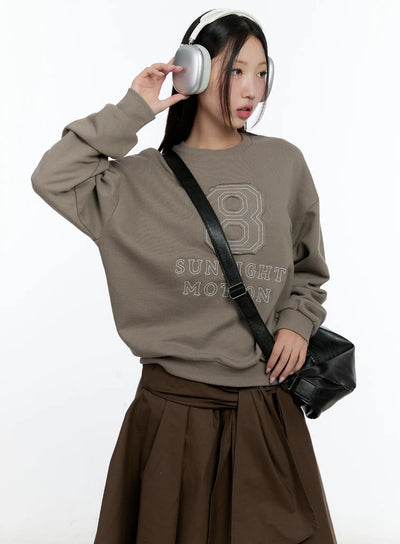 embroidered-graphic-oversized-sweatshirt-cs518 / Beige