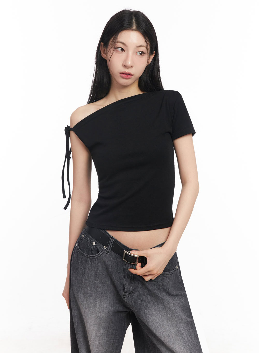 one-shoulder-ribbon-top-iy529 / Black