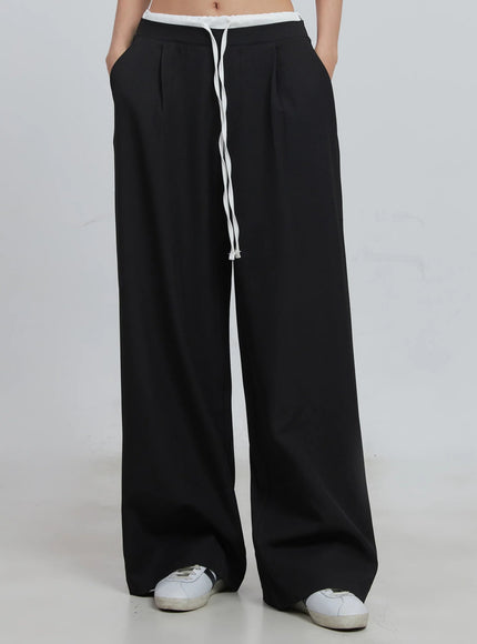 layered-pintuck-wide-leg-pants-iu512 / Black