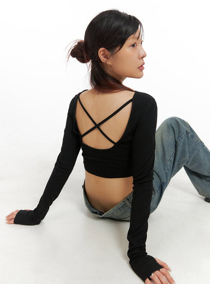 cross-back-slim-fit-top-iy410 / Black