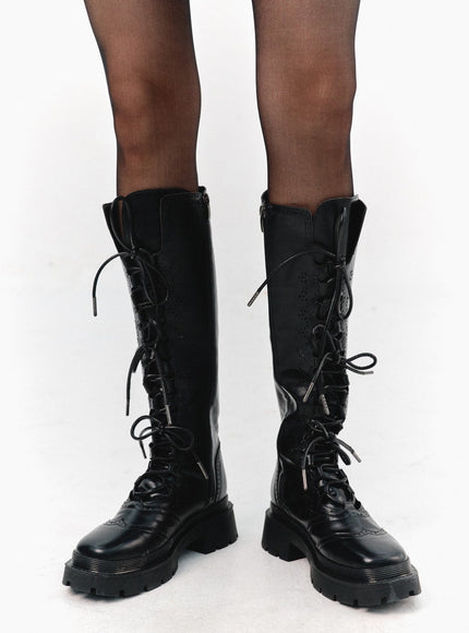 lace-up-faux-leather-boots-is321 / Black