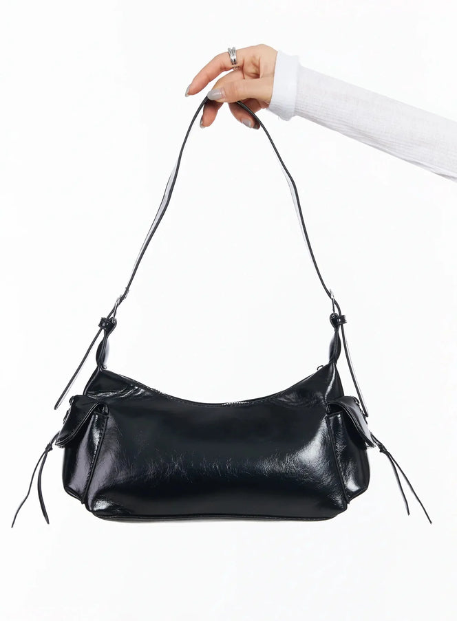 side-corset-detail-shoulder-bag-ca513 / Black