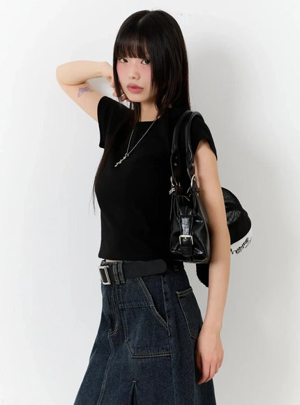 slim-fit-cropped-tee-iu523 / Black