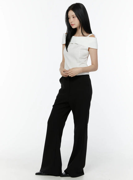 sleek-high-waisted-bootcut-slacks-iu503 / Black