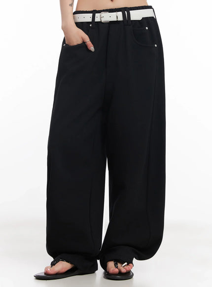 chaeryeong-belted-wide-leg-sweatpants-ic503 / Black