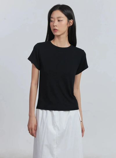 loose-fit-short-sleeve-tee-iu512 / Black