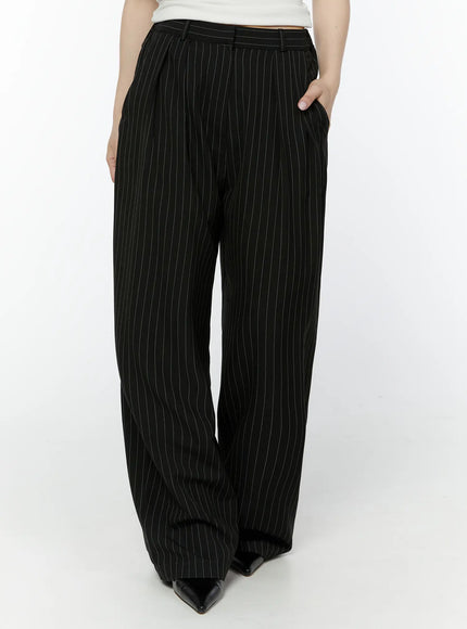 striped-pintuck-wide-slacks-iy511 / Black