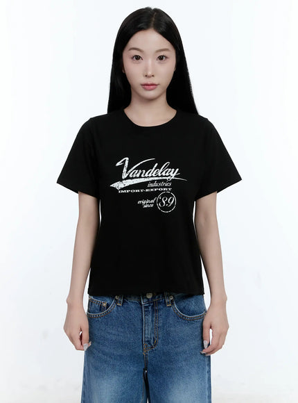 graphic-short-sleeve-statement-shirt-cl530 / Black