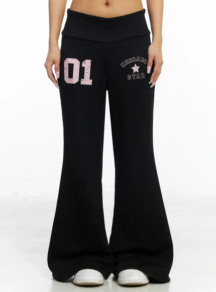 number-graphic-flare-sweatpants-iy504 / Black