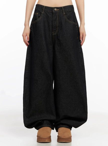 zaylee-studded-wide-leg-jeans-in503 / Black