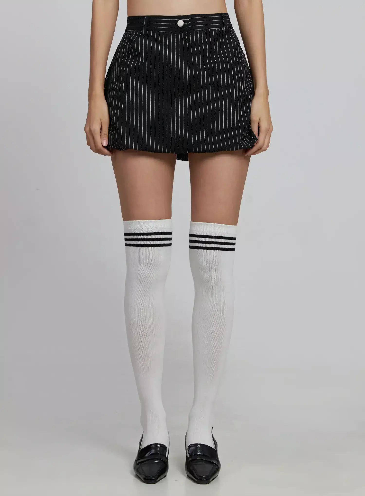 striped-bubble-mini-skirt-im520 / Black