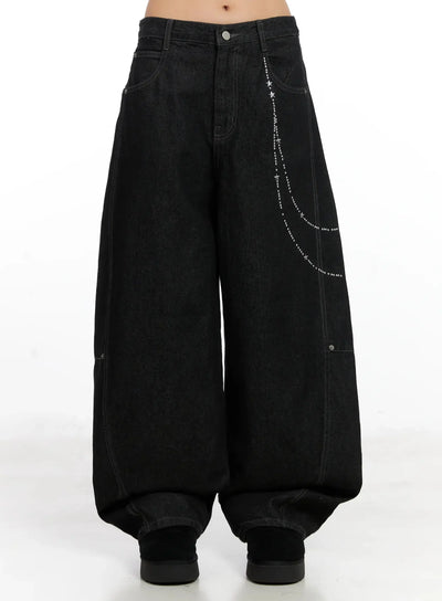 zaria-embellished-wide-leg-jeans-in528 / Black