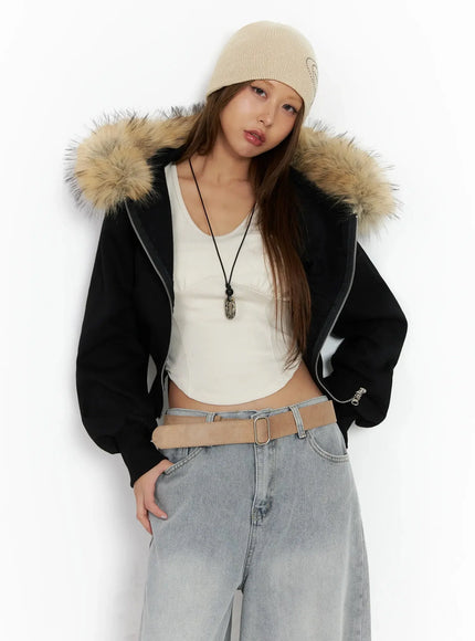 faux-fur-cropped-zip-up-hoodie-in528 / Black