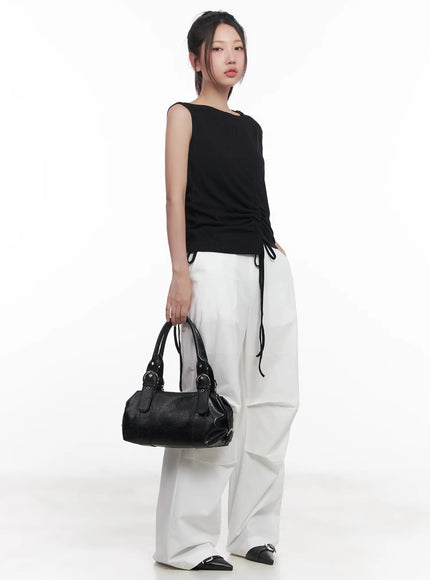 asymmetric-hooded-sleeveless-top-cu517 / Black