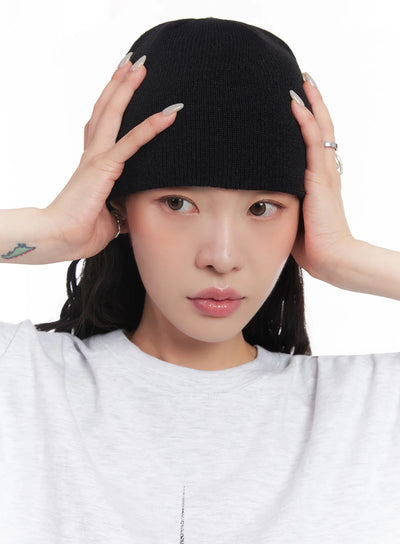 rivet-edge-knit-beanie-ic503 / Black