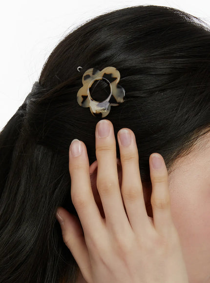 leopard-flower-hair-clip-f502 / Brown