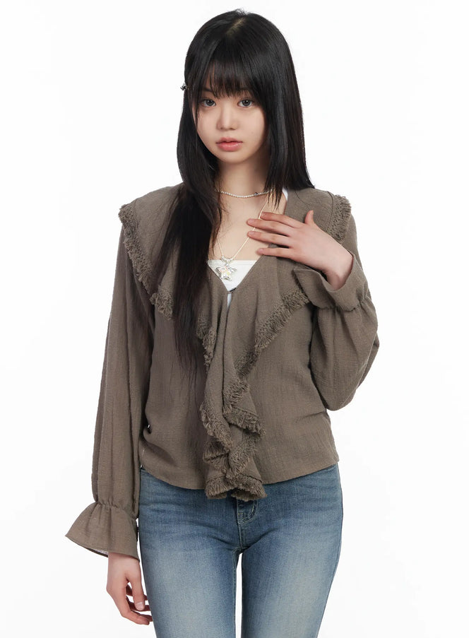 romantic-ruffle-trimmed-blouse-cm513 / Dark beige