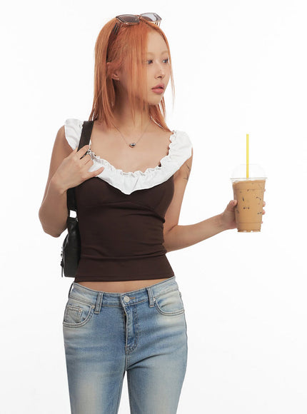 frill-trimmed-crop-top-ia515 / Dark brown
