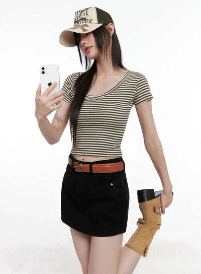 striped-v-neck-short-sleeve-tee-il531 / Dark green