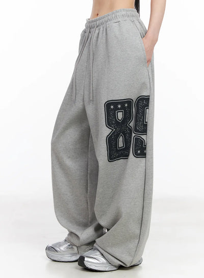 wide-leg-graphic-sweatpants-cf518 / Gray