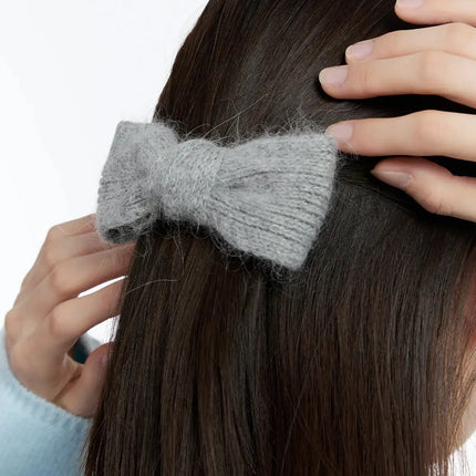 soft-angora-bow-hair-clip-id526 / Gray