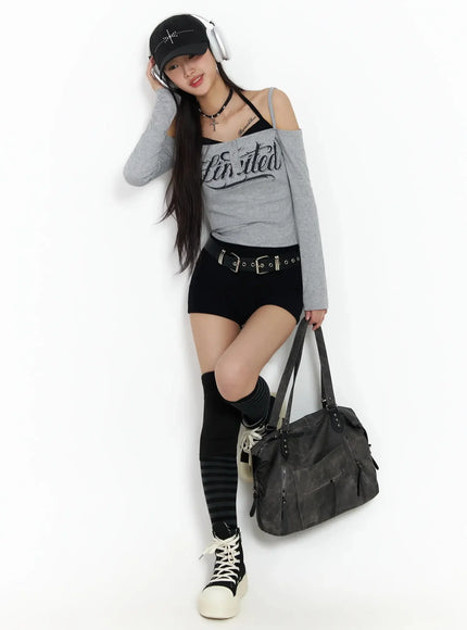 off-shoulder-graphic-layered-tee-ia508 / Gray