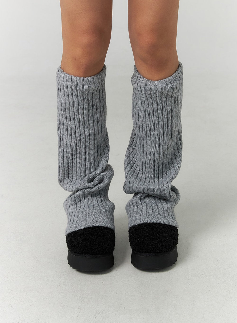 ribbed-knit-leg-warmers-cd304 / Gray