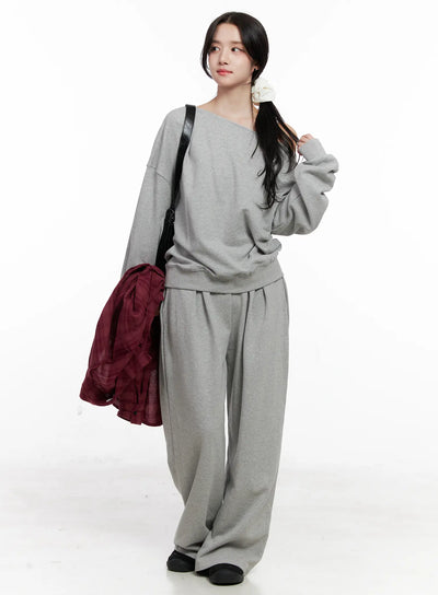 oversized-off-shoulder-sweatshirt-co523 / Gray