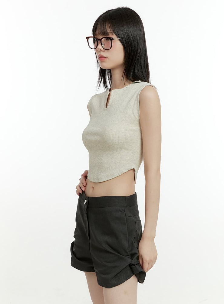 cut-out-tank-top-cg402 / Light beige