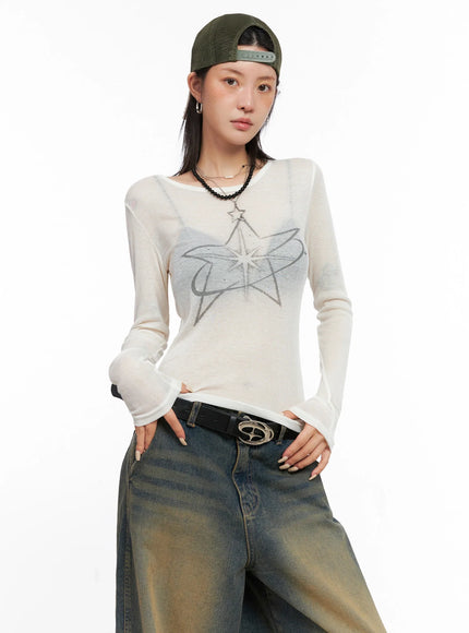 sheer-star-graphic-long-sleeve-top-is508 / Light beige
