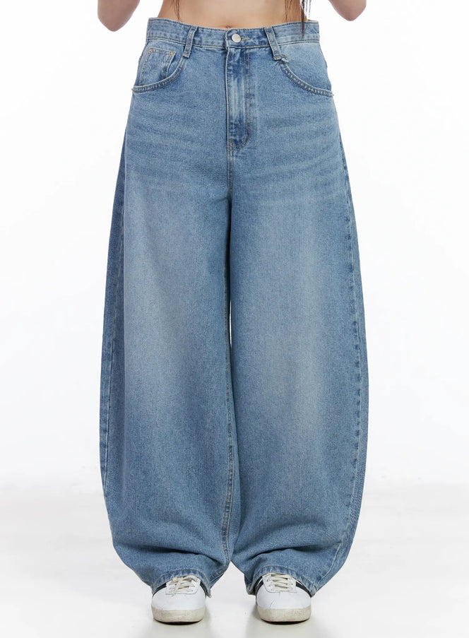 ariyah-high-waist-baggy-jeans-cm512 / Light blue