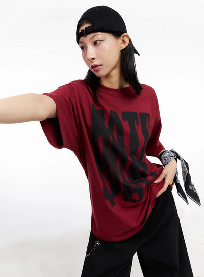 oversized-graphic-print-tee-ig508 / Red
