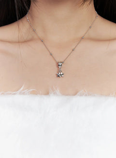 layered-star-charm-necklace-cd501 / Silver