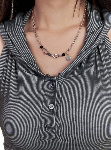 chunky-star-charm-statement-necklace-cl522 / Silver