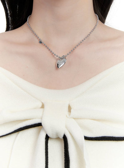 lettering-heart-necklace-cf528 / Silver