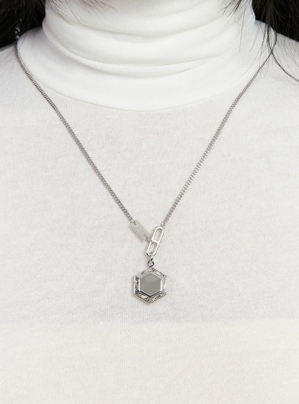 hexagon-pendant-necklace-cd530 / Silver
