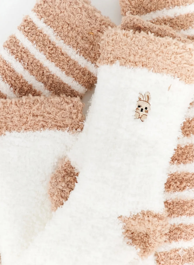bunny-fuzzy-socks-iy511 / White