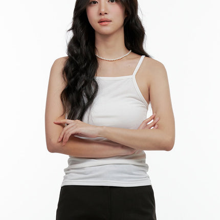 solid-essentials-cami-on404 / White