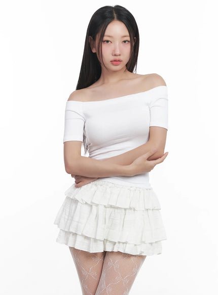 off-shoulder-ribbed-tee-cu516 / White