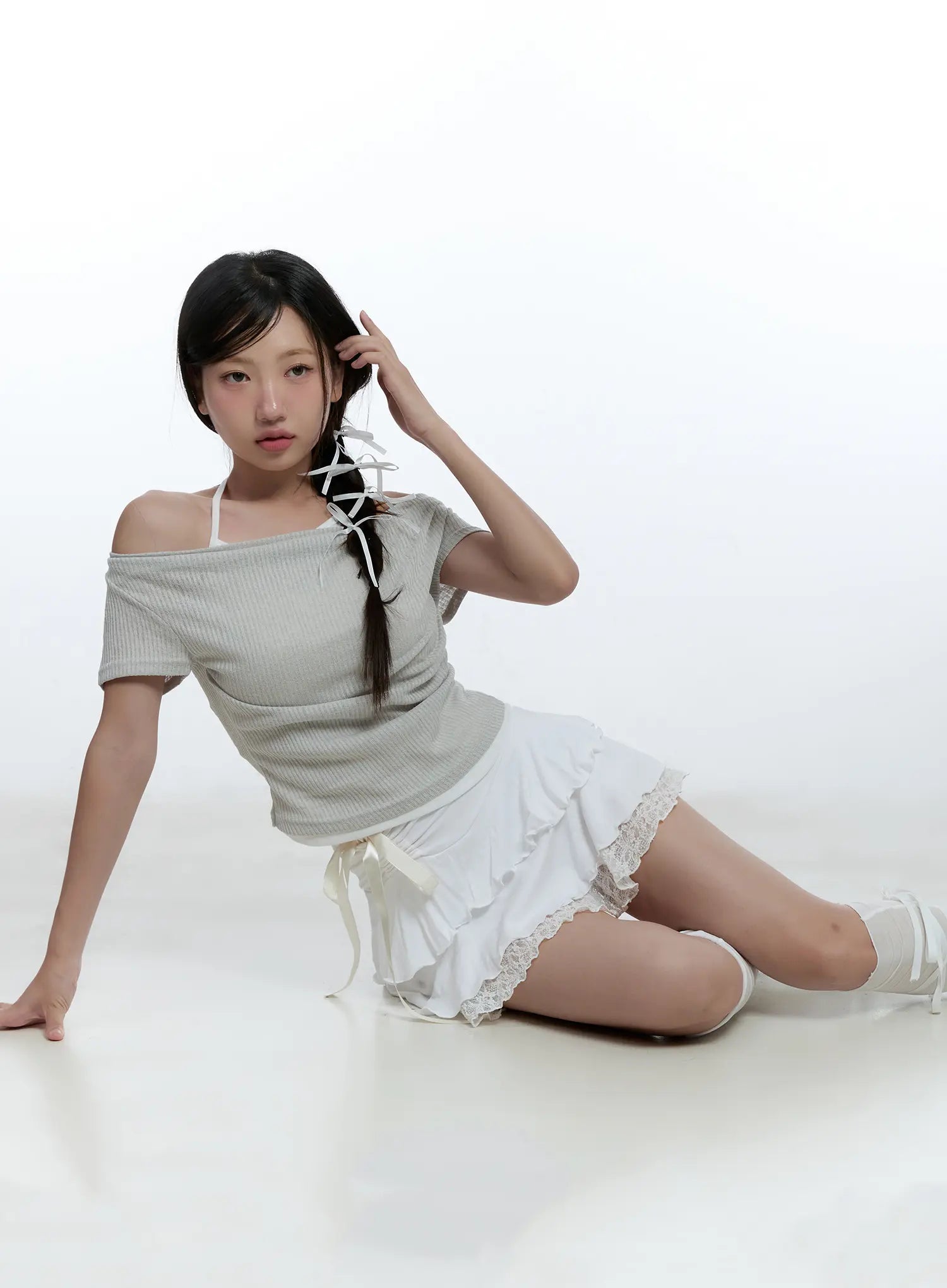 lace-trim-ribbon-mini-skirt-cu527 / White