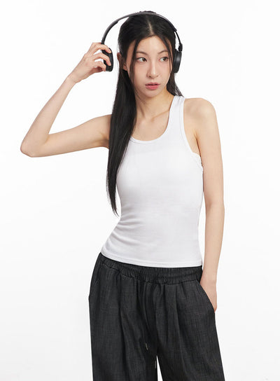 essential-cross-back-tank-top-iy529 / White