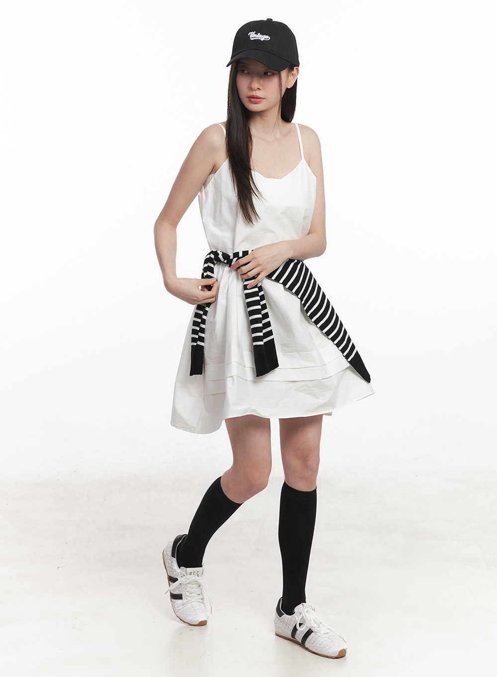 flare-v-neck-cami-mini-dress-iy509 / White