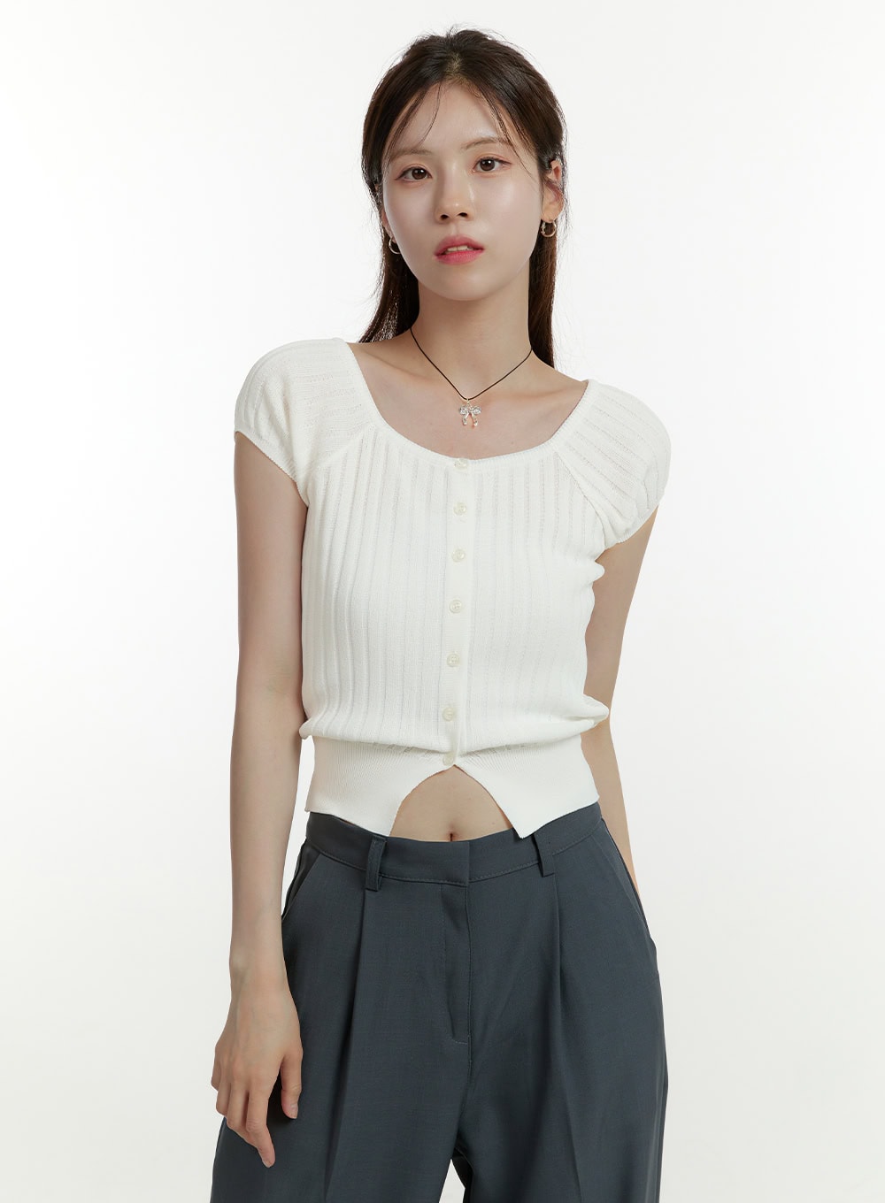 buttoned-slit-short-sleeve-cardigan-ou427 / White