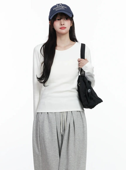 fleece-lined-round-neck-long-sleeve-ij529 / White