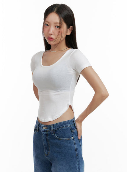 slim-u-neck-crop-top-cl431 / White